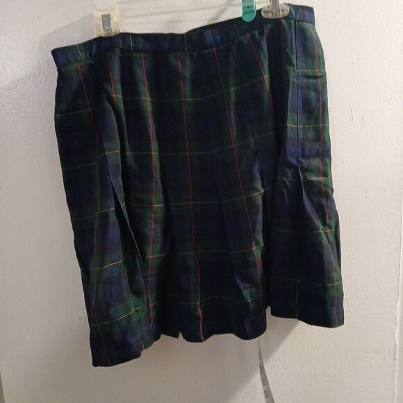 Old NAVY PLAIID size 6 Pleated Skirt School/ Preppy See Image For Slight Damage - Picture 5 of 12